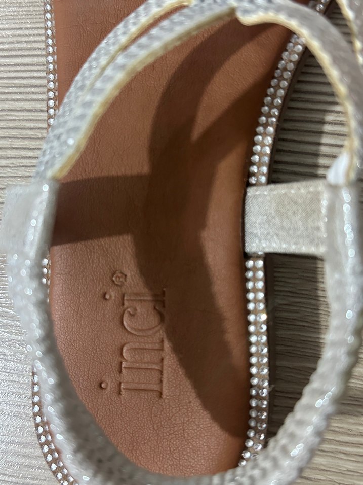 Beyaz Parlak Yılan Desenli Kadın Sandalet - Görsel 3