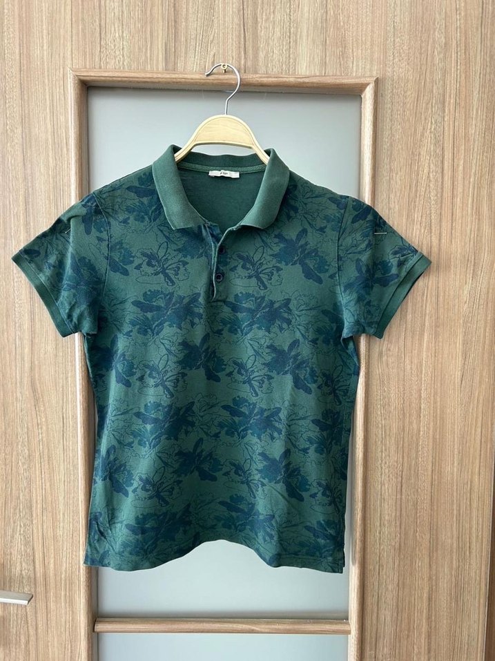 Yeşil Desenli Kısa Kollu Polo Yaka Tişört - Görsel 2