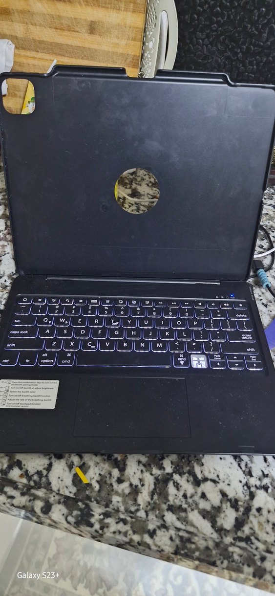 aplle İpad magic keyboard tek tusu yok yırtığı kırığı yoktur - Görsel 2