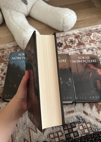 Beden Renk Sokak Nöbetçileri Kitap Seti - Aslı Arslan