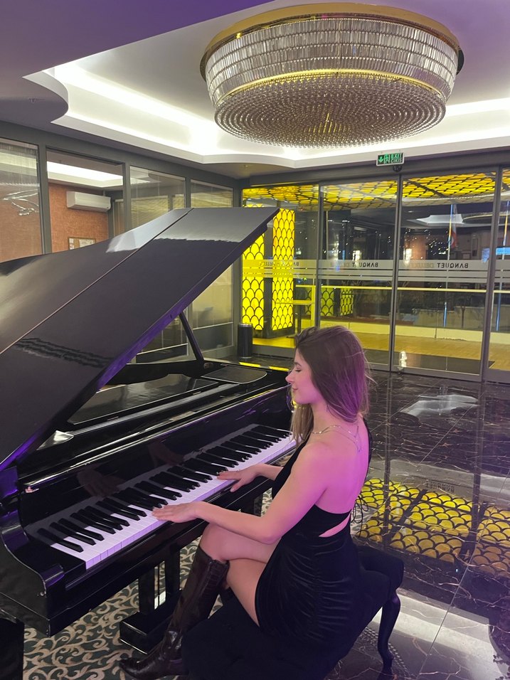 Siyah kadife mini elbise - Görsel 5