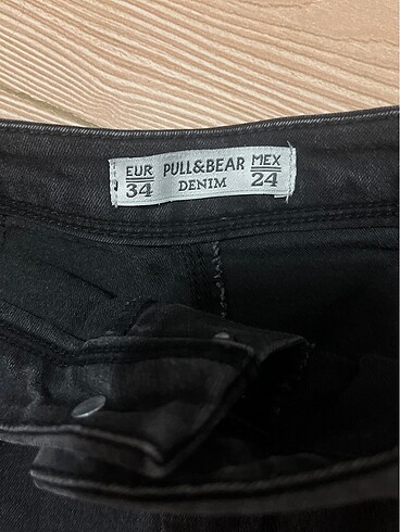 Pull and Bear Pull and bear şort