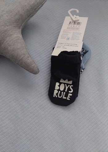 Erkek Çocuk Mavi Desenli Çorap - Görsel 2