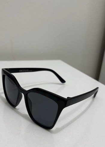 Siyah Minimalist Gotik Kadın Güneş Gözlüğü - Görsel 5