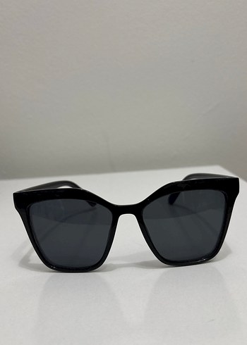 Siyah Minimalist Gotik Kadın Güneş Gözlüğü - Görsel 2