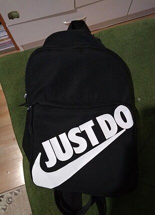 Nike sırt çantası 