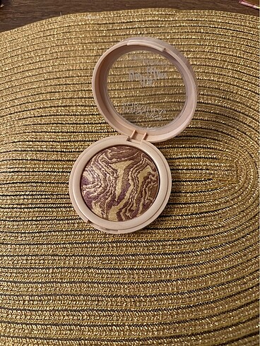 Beden Physicians Formula Butter Glow