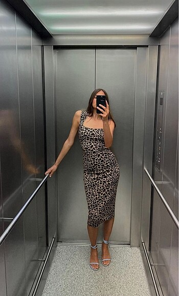 Zara leopar midi etek