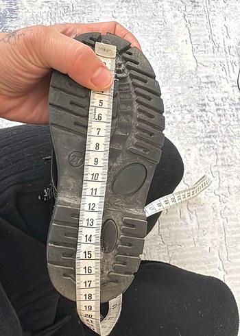 Kız Çocuk Siyah Rugan Bot Minnie Nakışlı - Görsel 4