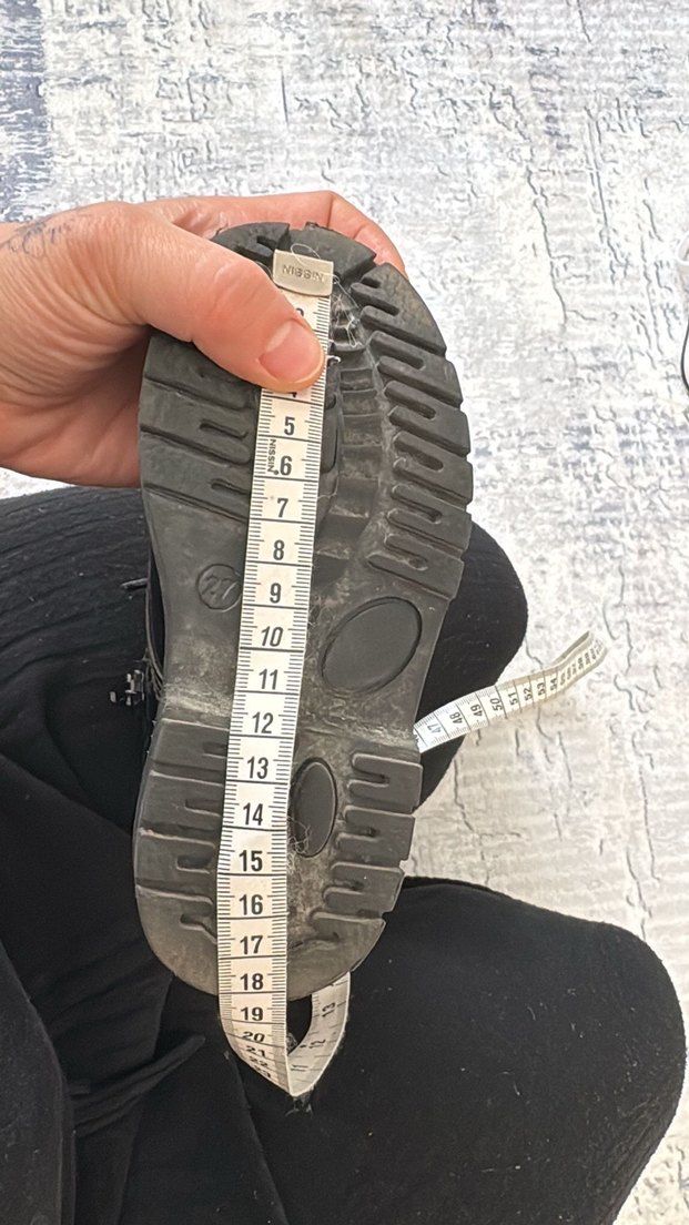 Kız Çocuk Siyah Rugan Bot Minnie Nakışlı - Görsel 4