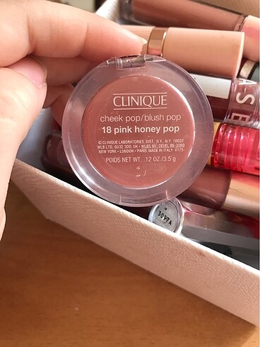 Clinique clinique allık