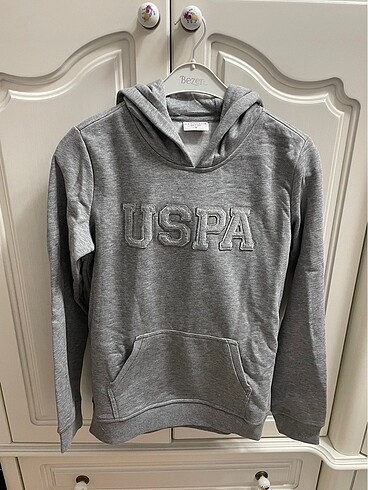 U.s polo assn. sweatshirt