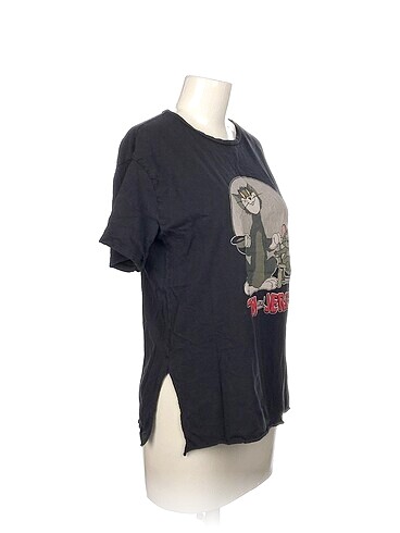 LC Waikiki LC Waikiki T-shirt %70 İndirimli.