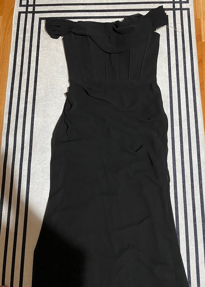 Siyah uzun abiye - Görsel 3