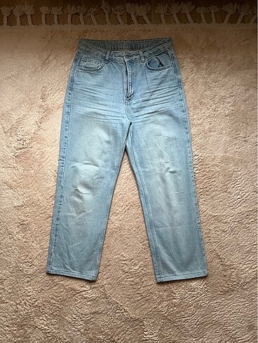 NA-KD Jean