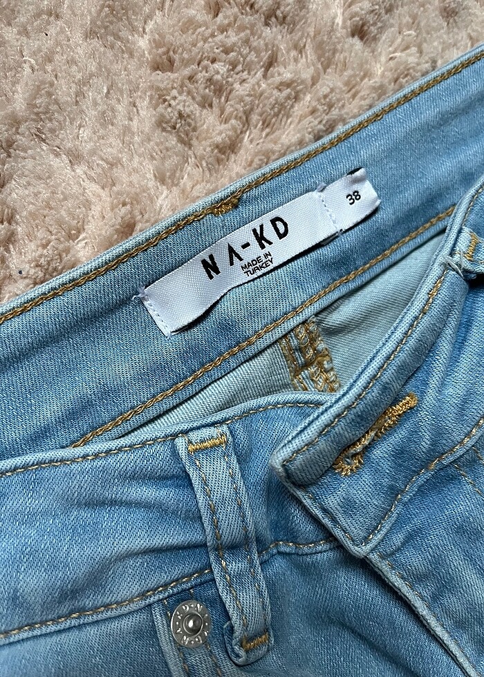 NA-KD Yepyeni Jean - Görsel 3