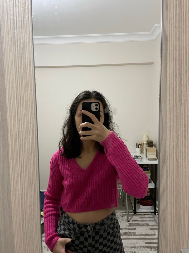 Pembe V Yaka Triko Kadın Kazak - Görsel 2