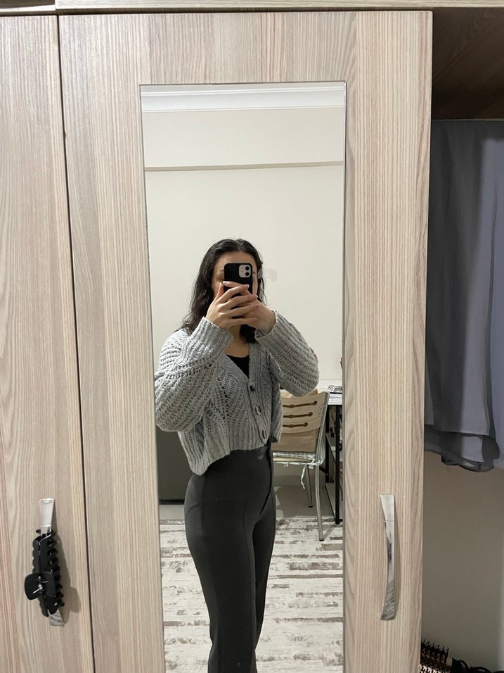 Bershka Kadın Haki Düğmeli Bol Kesim Pantolon - Görsel 5