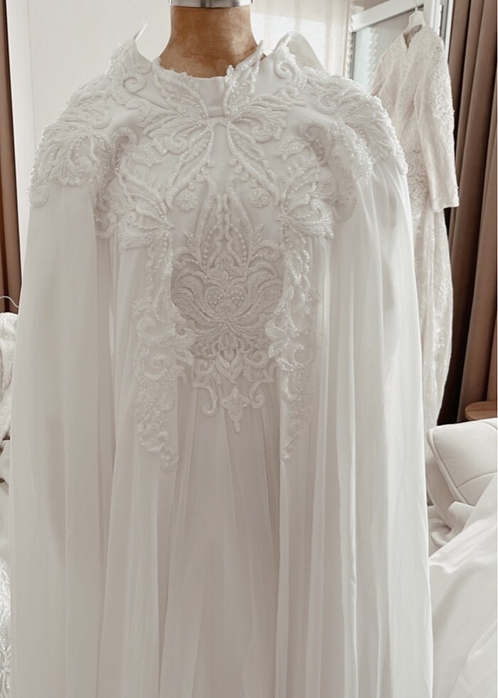 Pelerinli gelinlik - Görsel 3