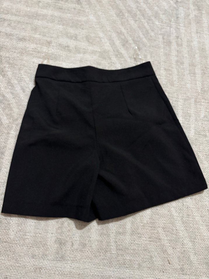 Piliseli Siyah Mini şort Etek - Görsel 5