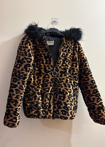 Leopar Desenli Kadın kadife şişme mont - Görsel 3