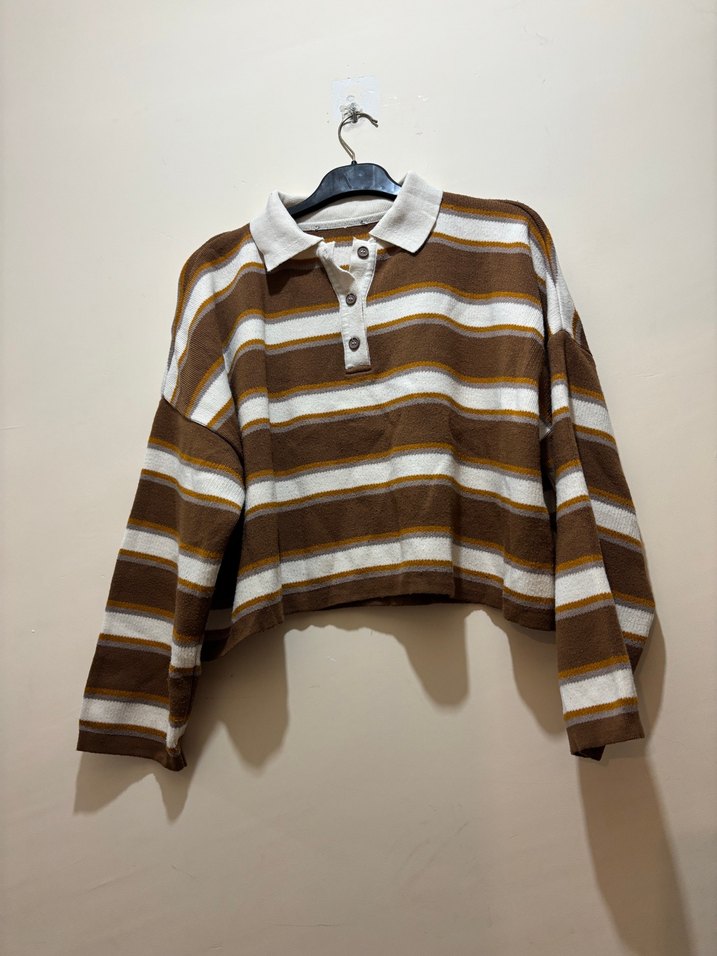 Düğmeli Yakalı Çizgili Uzun Kollu Kazak - Görsel 4