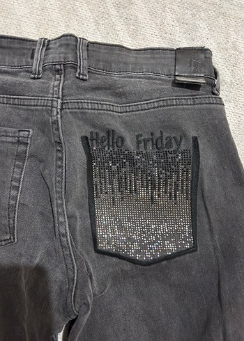 Gri Kadın Kot Pantolon Tokalı - Görsel 3