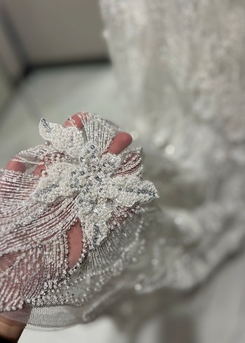 Dantel işlemeli özel dikim gelinlik - Görsel 11