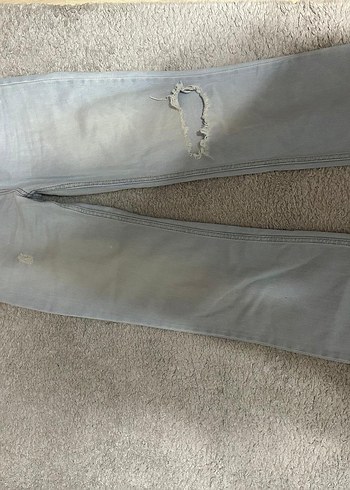 Yırtık Detaylı Kadın Jean - Görsel 4