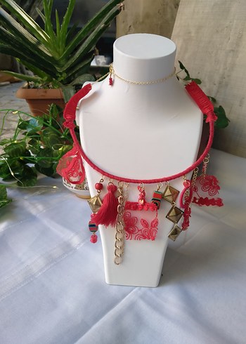 Kırmızı Nakışlı Tasarım Bohem Kolye - Görsel 3