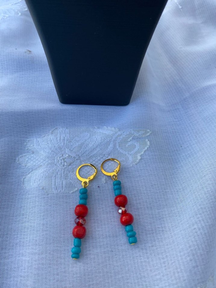 El Emeği Turkuaz ve Kırmızı Boncuklu Mini Bohem Kolye - Görsel 3