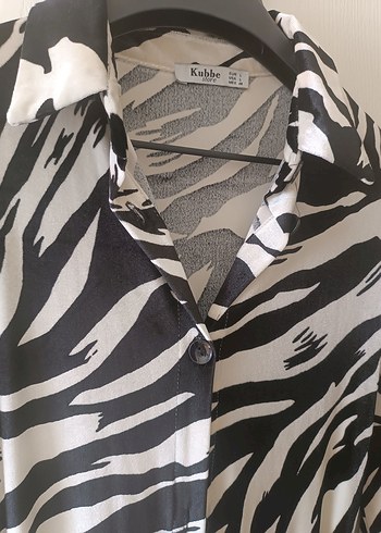 xl Beden Zebra Desenli V Yaka Uzun Kollu Kadın Elbise
