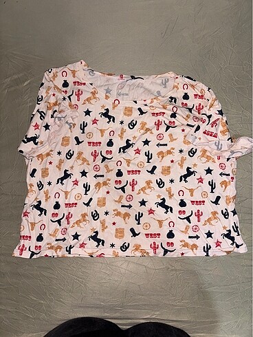 Desenli t-shirt