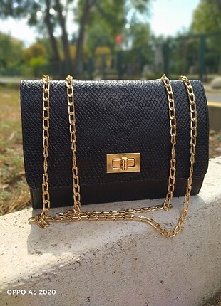  Sıfır ambalajında çapraz askılı kaliteli çanta modelleri TREND