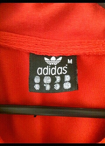 m Beden kırmızı Renk Adidas tshirt