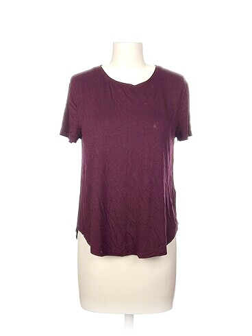 Oasis T-shirt %70 İndirimli.