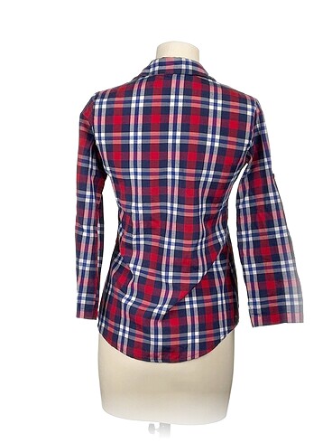 s Beden PreLoved Gömlek %70 İndirimli.