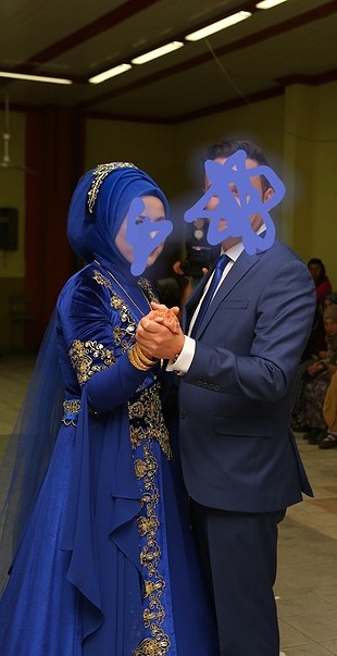 Saks mavisi bindallı