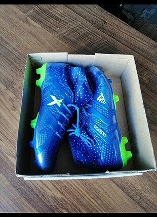 Adidas krampon