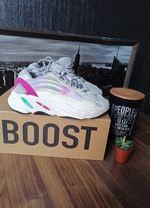 Adidas yeezy 700 boost 