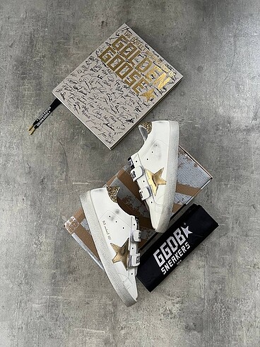 Golden Goose Deluxe