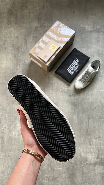 37 Beden beyaz Renk Golden goose deluxe