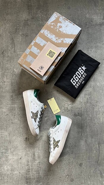 Golden goose deluxe
