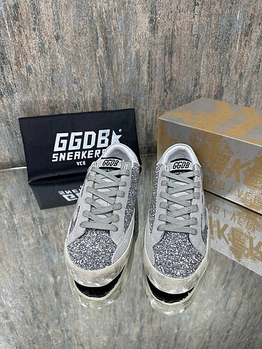 Golden Goose Deluxe Golden goose deluxe