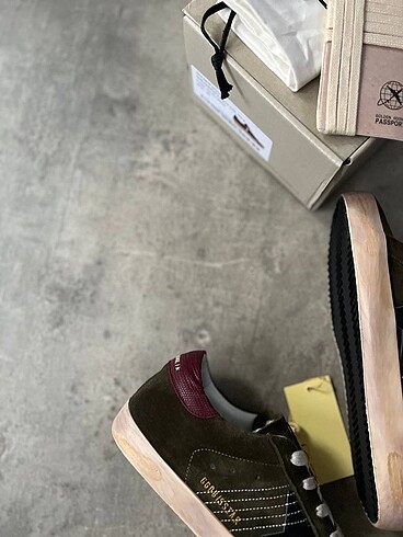 Golden Goose Deluxe Golden goose deluxe