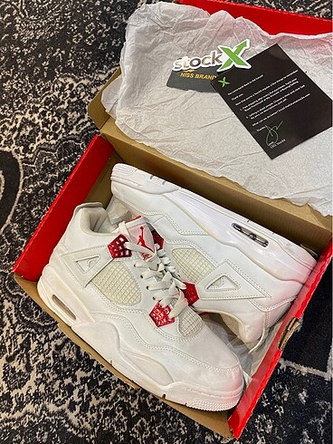 Nike air Jordan 4 retro metallic red