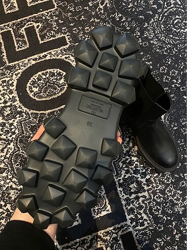 Valentino Valentino bot
