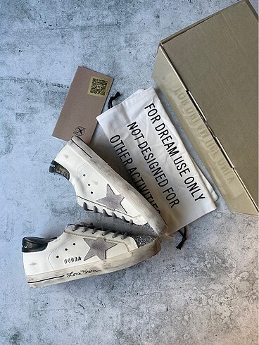 Golden goose deluxe