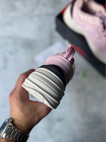 38 Beden pembe Renk Nike mk2 tekno