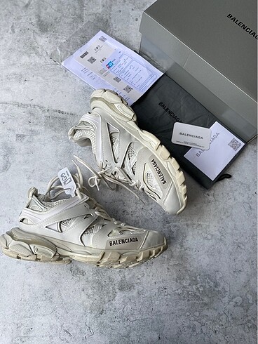 Balenciaga Track Beyaz Spor Ayakkabı